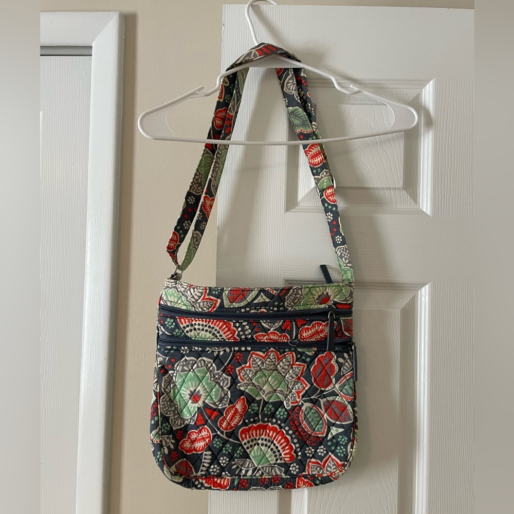 Vera Bradley crossbody purse